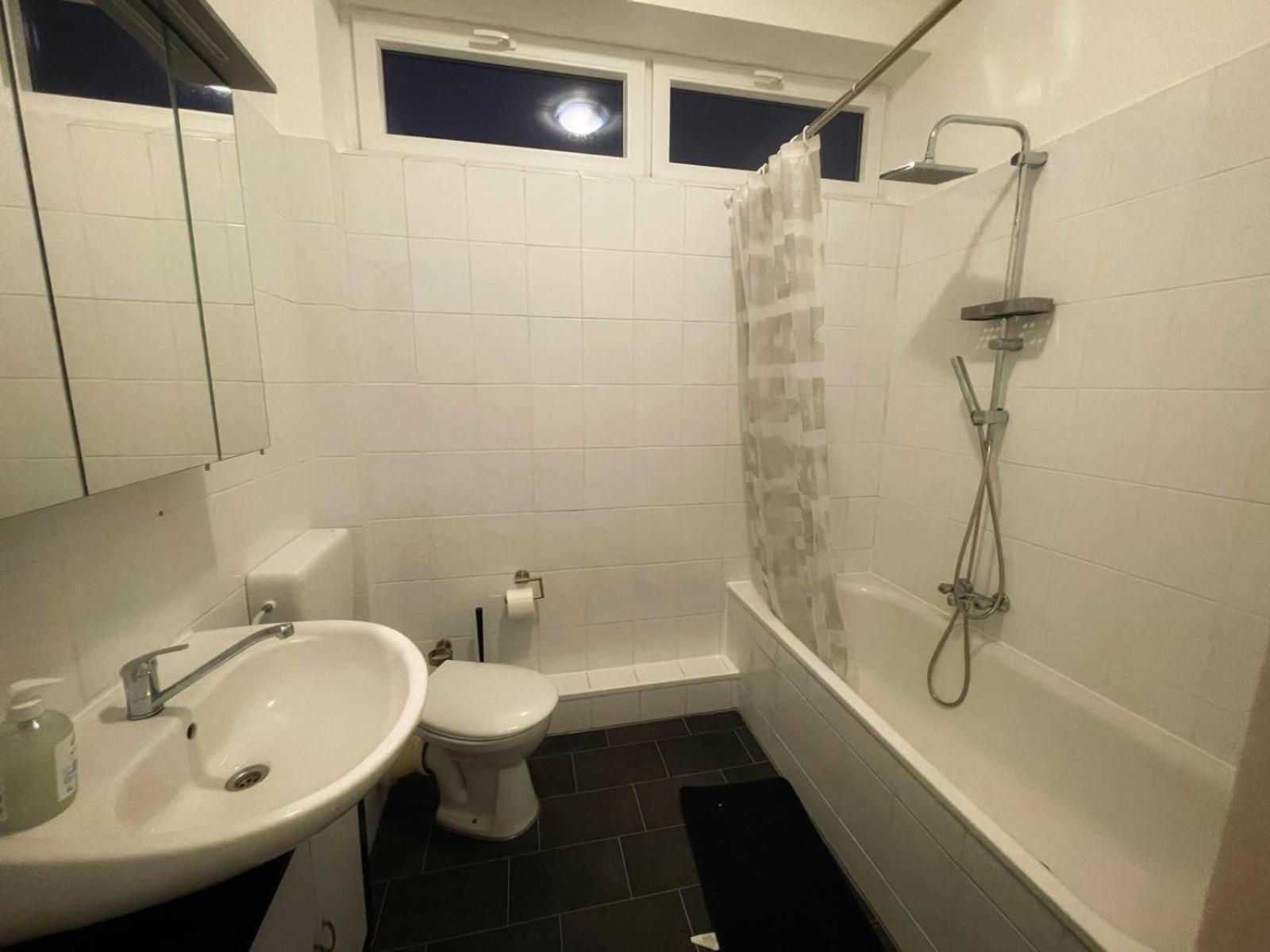 Schoene Ferienzimmer In Wilhelmshaven Exterior foto
